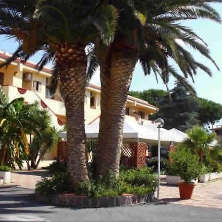 Hotel Summer Day Villageサンタ・マリーア・デル・チェドロ エクステリア 写真