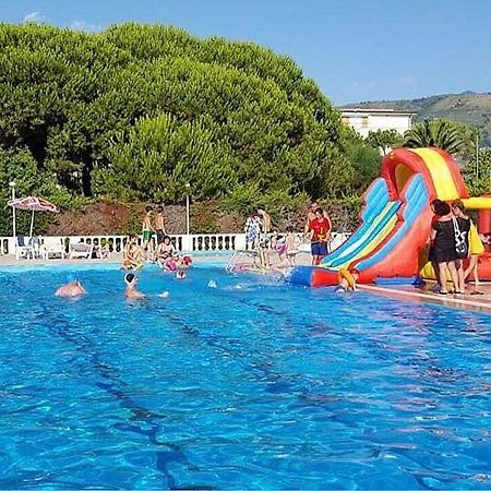 Hotel Summer Day Villageサンタ・マリーア・デル・チェドロ エクステリア 写真